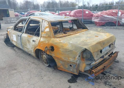 2008 Ford Crown Victoria Police Interceptor z USA, uszkodzony, nr VIN 2FAHP71V28X143780